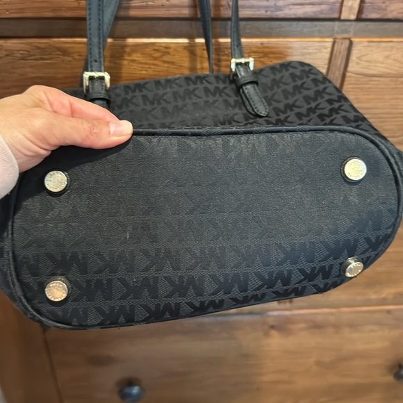 Michael Kors Black jet set signature tote bag purse - Picture 4 of 9